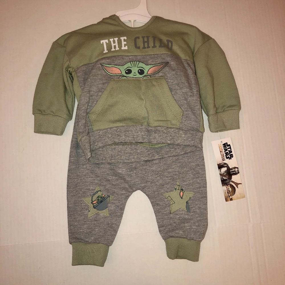 NWT Green Grogu Baby Hoodie Sweat/pants Sz 6-9 months 2 piece